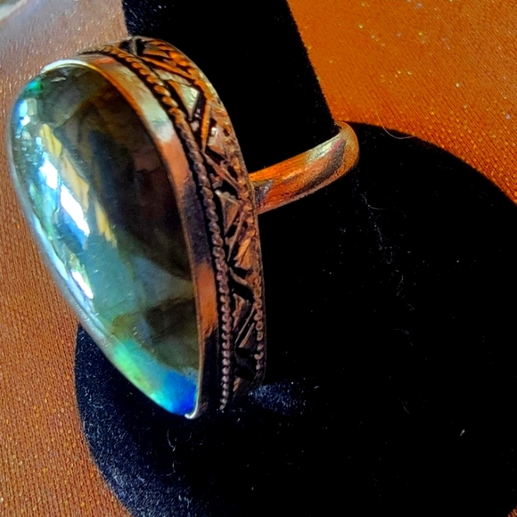Labradorite Teardrop Ring - Picture 3 of 6